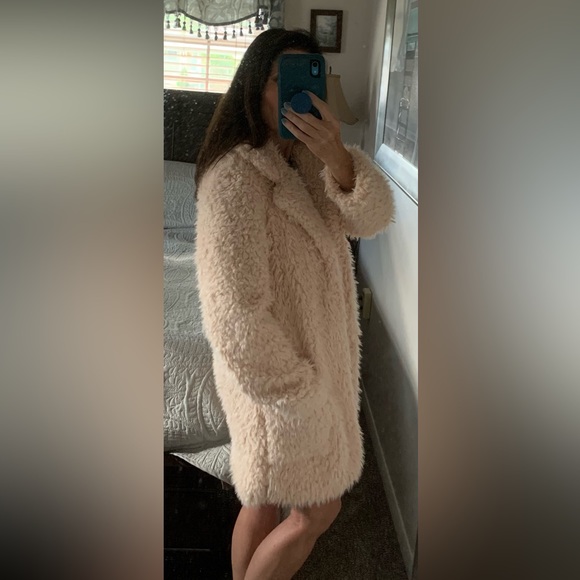 Faux Fur jacket - Picture 3 of 7